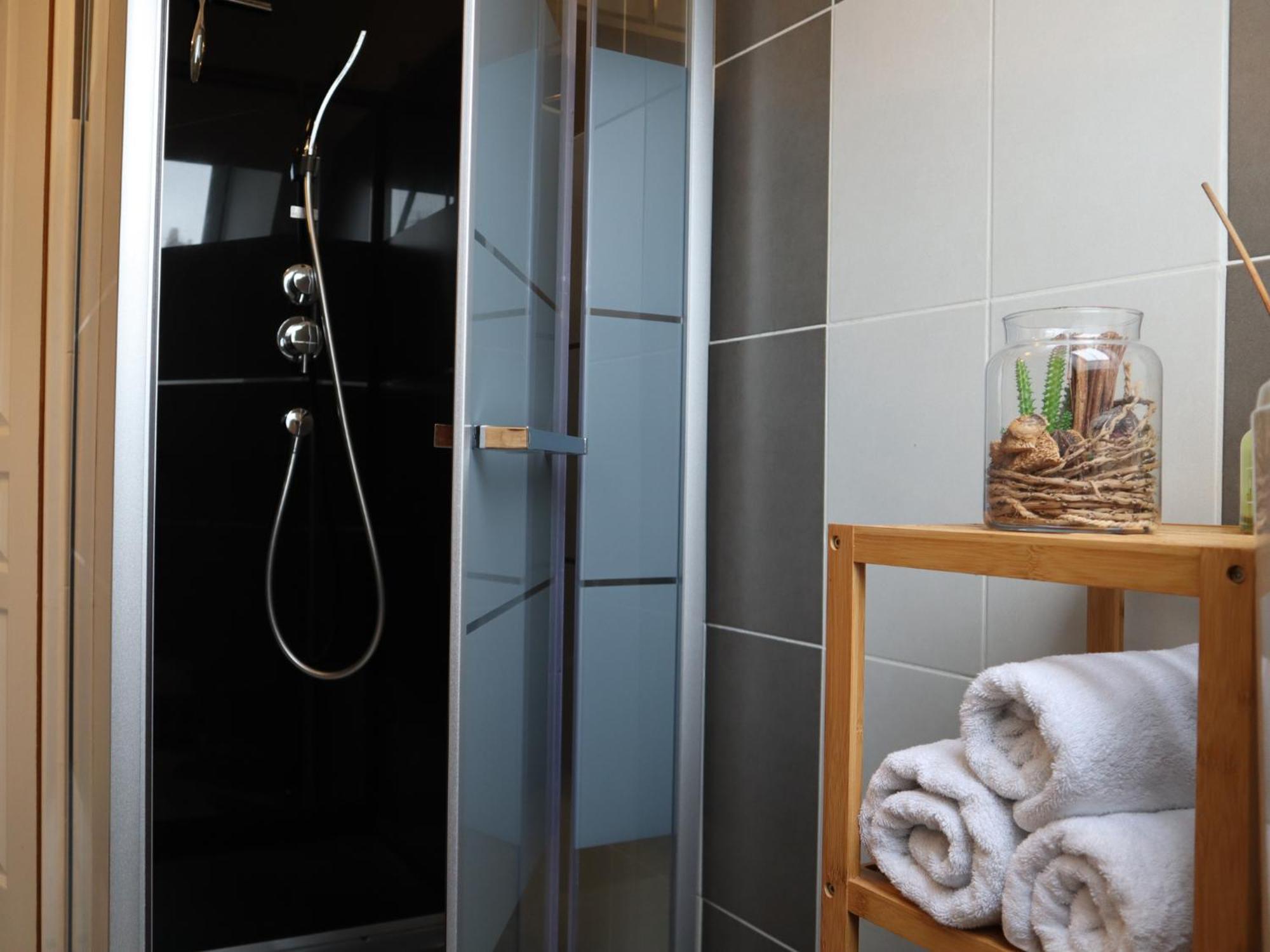 Studio En Plein Centre De Saint-Omer - A 5 Min De La Gare, Parking Gratuit Saint-Omer (Pas-de-Calais) Exterior photo